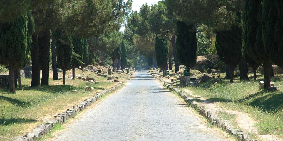 La Via Appia Antica a Roma, sulla quale san Paolo è arrivato a Roma